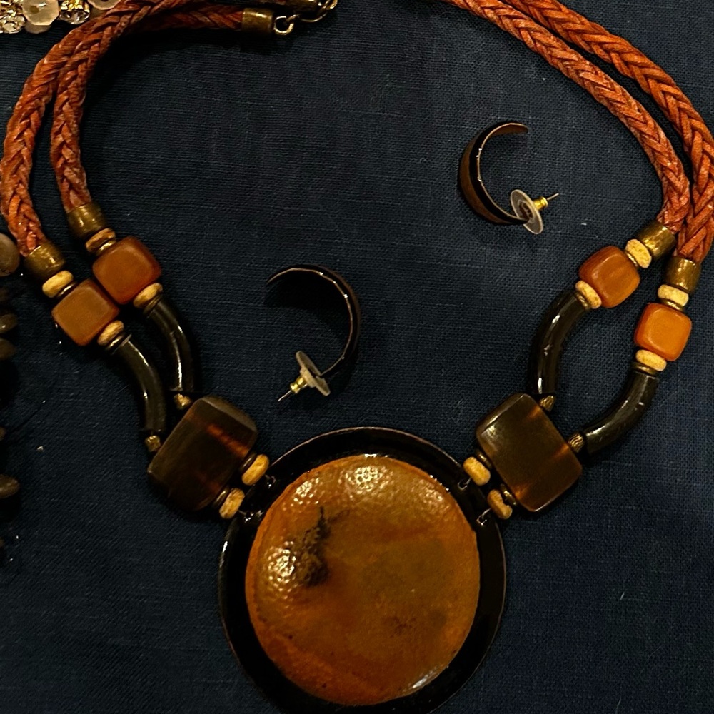 Chico’s brown and black necklace and earrings.